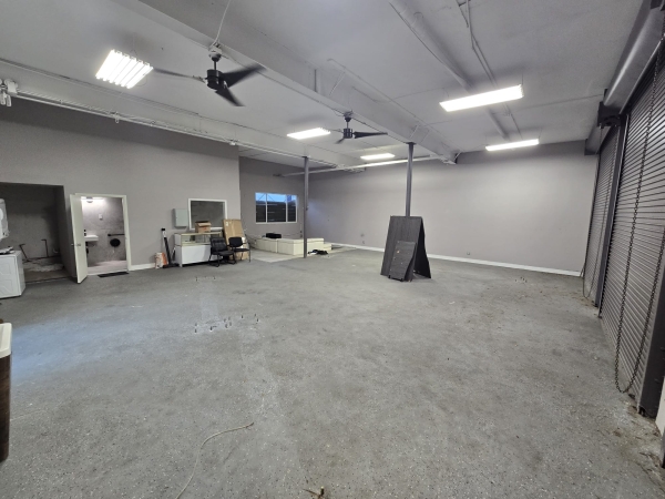 Listing Image #6 - Industrial Park for lease at 1128 N Federal Highway, Unit 2, Hollywood FL 33020 Listing Image #6 - Industrial Park for lease at 1128 N Federal Highway, Unit 2, Hollywood FL 33020