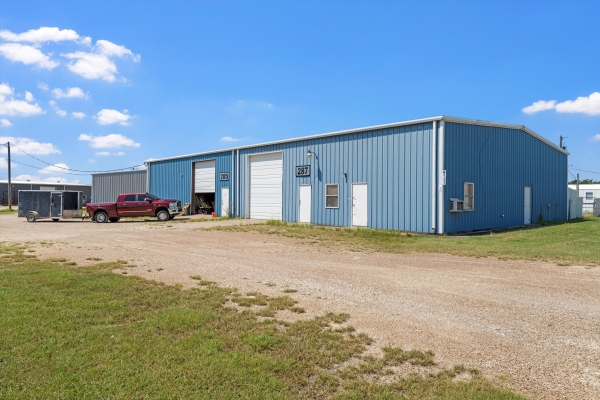Listing Image #1 - Industrial for lease at 287 S McLennan Loop, Elm Mott TX 76640