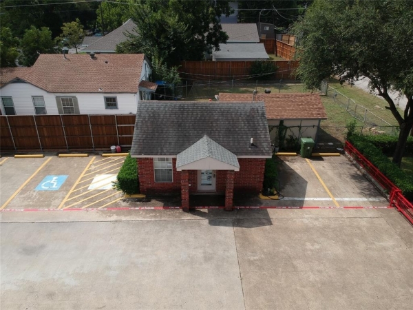 Listing Image #3 - Retail for lease at 217 S 2nd Street, Garland TX 75040