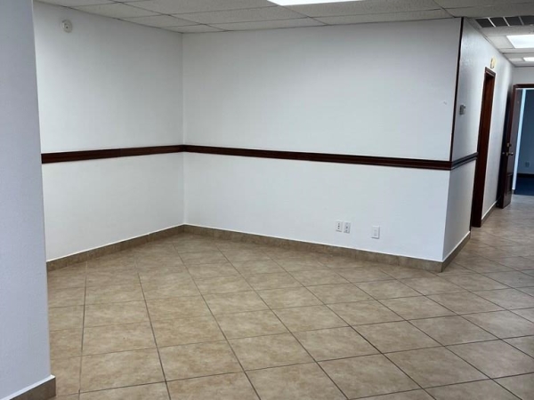 Listing Image #2 - Office for lease at 302 Kings Hwy Unit 104, Brownsville TX 78521 Listing Image #2 - Office for lease at 302 Kings Hwy Unit 104, Brownsville TX 78521