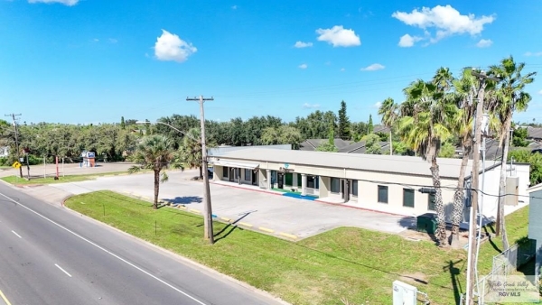 Listing Image #3 - Retail for lease at 185 Billy Mitchell Blvd. Suite 2, Brownsville TX 78526 Listing Image #3 - Retail for lease at 185 Billy Mitchell Blvd. Suite 2, Brownsville TX 78526