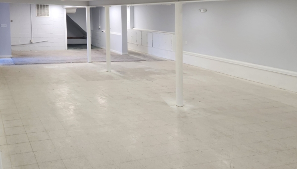 Listing Image #3 - Retail for lease at 10 N Summit Ave, Gaithersburg MD 20877