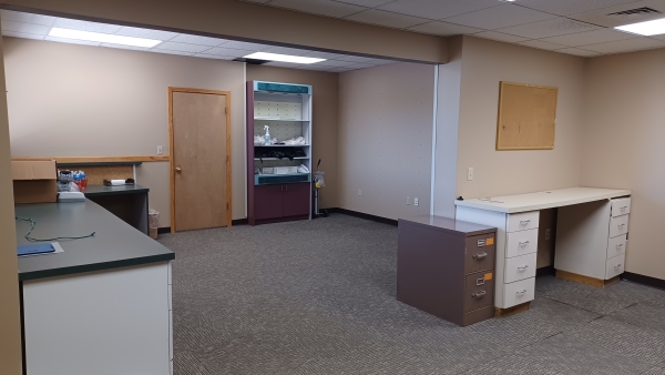Listing Image #3 - Office for lease at 931 13th Ave N, Clinton IA 52732
