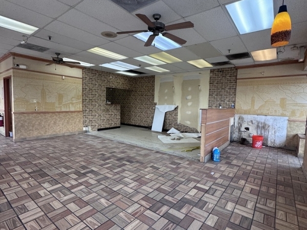 Listing Image #2 - Retail for lease at 201 S Rand Road, Lake Zurich IL 60047 Listing Image #2 - Retail for lease at 201 S Rand Road, Lake Zurich IL 60047