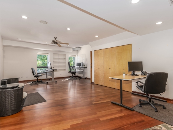 Listing Image #2 - Office for lease at 1601 Simpson Street 5, Evanston IL 60201
