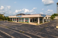 Retail property for lease in Champaign, IL
