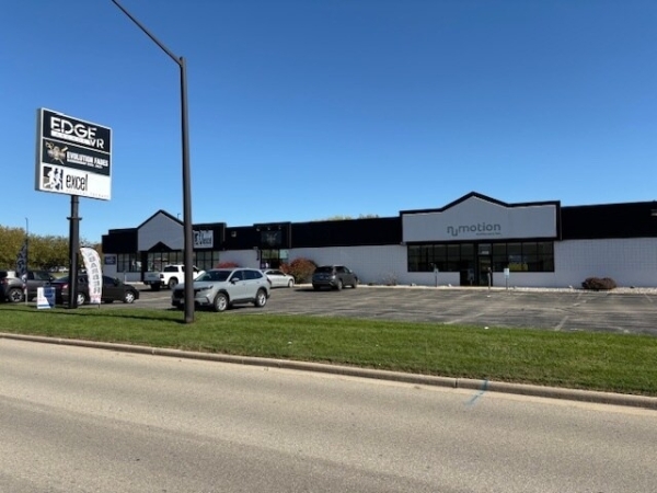 Listing Image #1 - Industrial for lease at 922 N Westhill Blvd, Appleton WI 54914