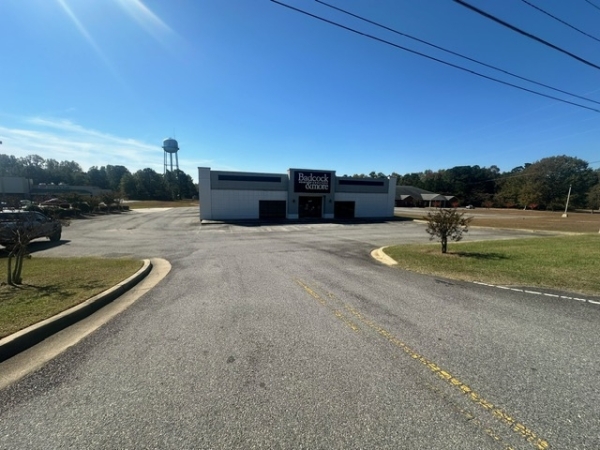 Listing Image #2 - Retail for lease at 6377 Oak St., Eastman GA 31023