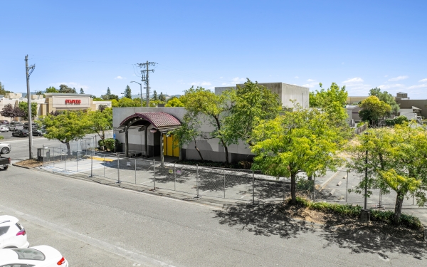 Listing Image #3 - Retail for lease at 2265 Cleveland Avenue 1135 W. Steele Lane, Santa Rosa CA 95403 Listing Image #3 - Retail for lease at 2265 Cleveland Avenue 1135 W. Steele Lane, Santa Rosa CA 95403