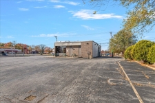Listing Image #2 - Retail for lease at 425 S Grand Ave E, Springfield IL 62703