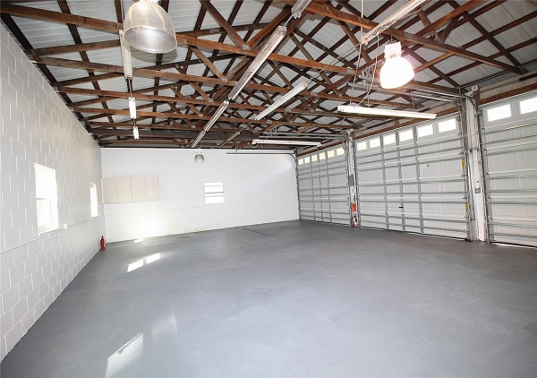 Listing Image #3 - Others for lease at 642 W. Broad Street, Groveland FL 34736 Listing Image #3 - Others for lease at 642 W. Broad Street, Groveland FL 34736