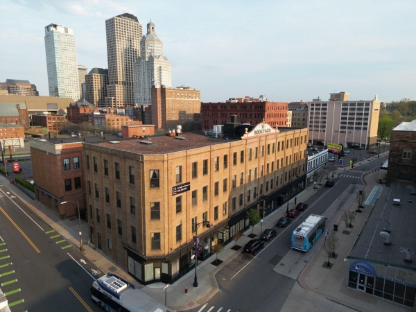 Listing Image #1 - Multi-Use for lease at 64 Union Pl, Hartford CT 06103