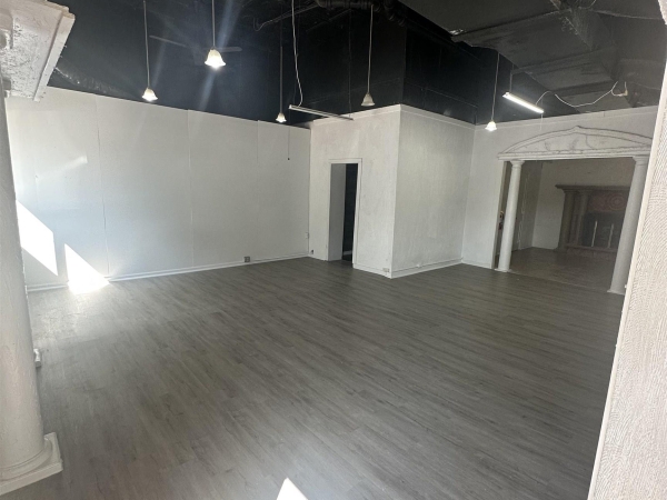 Listing Image #2 - Others for lease at 104 W Michigan Street Office #1, Lagrange IN 46761 Listing Image #2 - Others for lease at 104 W Michigan Street Office #1, Lagrange IN 46761