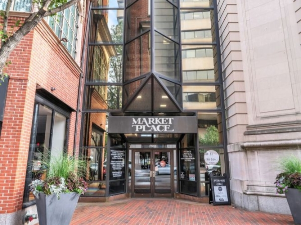 Listing Image #1 - Retail for lease at 1365 Main St, Springfield MA 01103