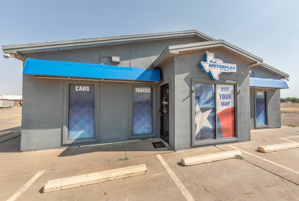 Listing Image #3 - Retail for lease at 7408 82nd Street, Lubbock TX 79424 Listing Image #3 - Retail for lease at 7408 82nd Street, Lubbock TX 79424