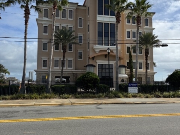 Listing Image #2 - Office for lease at 825 Ballough Road, Daytona Beach FL 32114