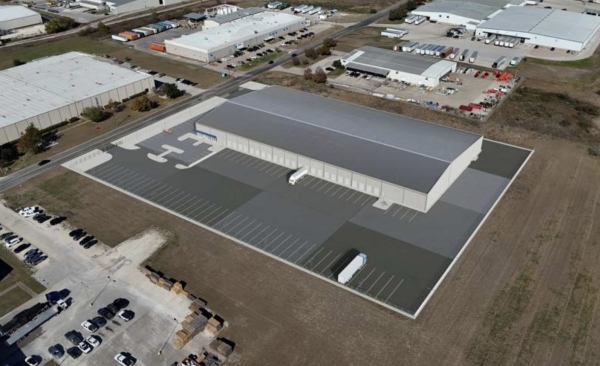 Listing Image #1 - Industrial for lease at 3301 Lucius McCelvey Dr, Temple TX 76504