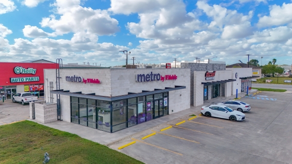 Listing Image #2 - Retail for lease at 3855 International Boulevard Suite #C, Brownsville TX 78521