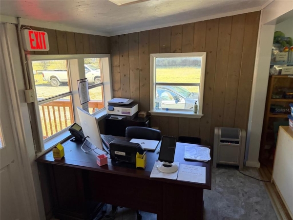Listing Image #2 - Office for lease at 24621 Doc Karelas Drive, Newberry FL 32669