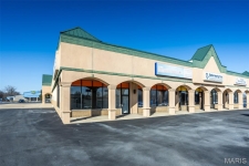 Listing Image #2 - Retail for lease at 92 Northport Drive, Alton IL 62002