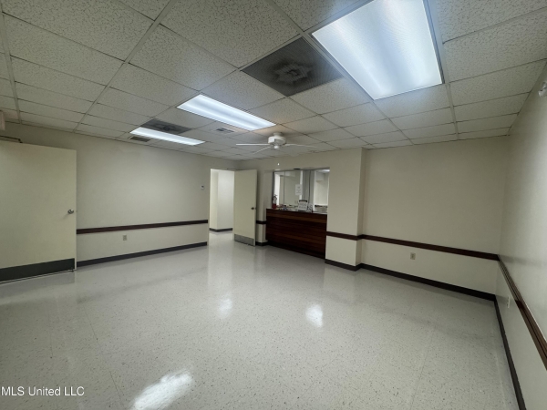 Listing Image #2 - Office for lease at 180b Debuys Road , 203, Biloxi MS 39531