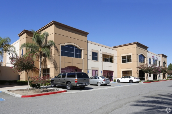 Listing Image #1 - Industrial for lease at 18421 Collier Avenue Unit A, Lake Elsinore CA 92530