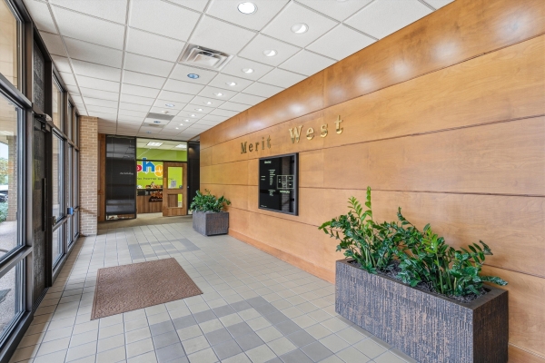 Listing Image #3 - Office for lease at 4800 Lakewood Dr, Waco TX 76710