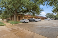 Listing Image #2 - Office for lease at 4800 Lakewood Dr, Waco TX 76710