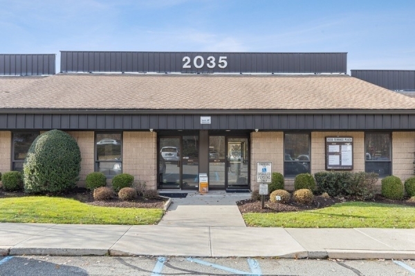 Listing Image #1 - Health Care for lease at 2035 Hamburg Tpke, Wayne NJ 07470