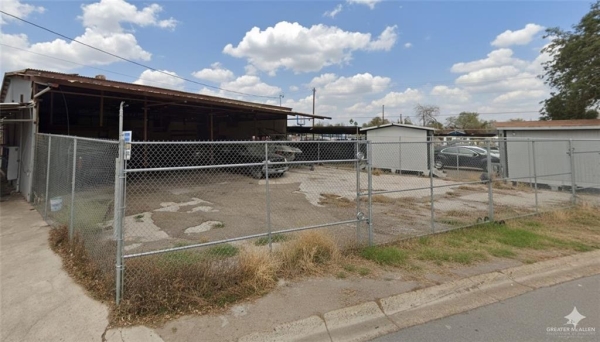 Listing Image #1 - Industrial for lease at 2201 N. Houston St, Ste C, McAllen TX 78501