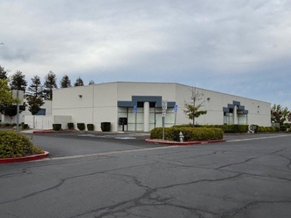 Listing Image #2 - Industrial for lease at 860 Kaiser Rd., Napa CA 94558 Listing Image #2 - Industrial for lease at 860 Kaiser Rd., Napa CA 94558