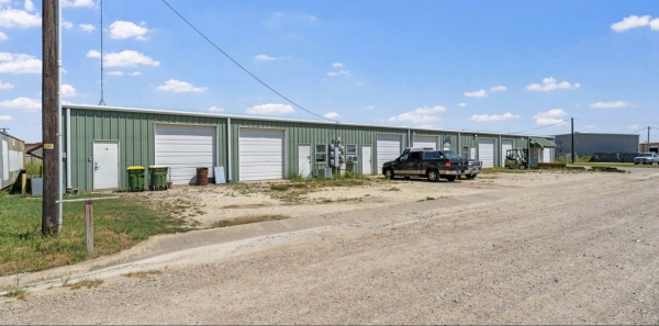 Listing Image #1 - Industrial for lease at 169 S McLennan Loop, Suite A, Elm Mott TX 76640 Listing Image #1 - Industrial for lease at 169 S McLennan Loop, Suite A, Elm Mott TX 76640