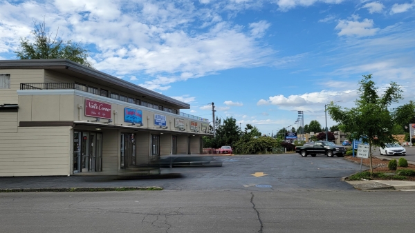 Listing Image #2 - Retail for lease at 3483 River Rd N, Keizer OR 97303