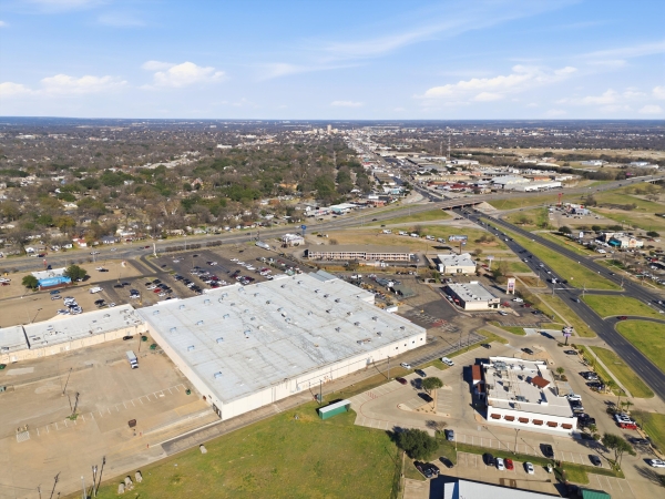 Listing Image #3 - Retail for lease at 300 N Valley Mills Dr, Waco TX 76710