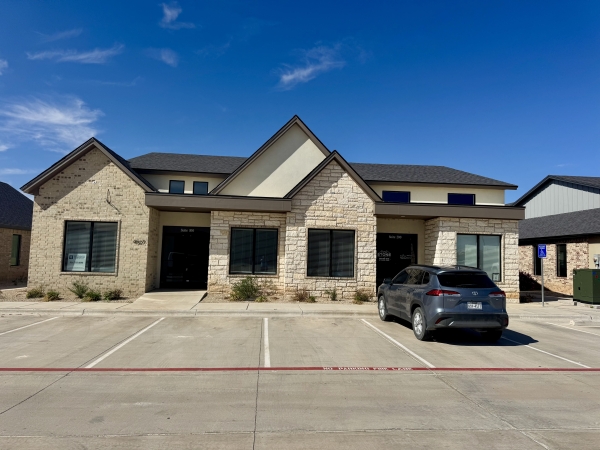 Listing Image #1 - Office for lease at 4527 1114th Street, Lubbock TX 79424