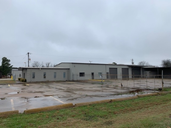 Listing Image #3 - Others for lease at 406-408 Ambassador Row, Longview TX 75604