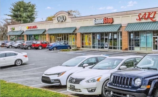 Listing Image #1 - Retail for lease at 1448 Edgewood Dr, Mount Airy NC 27030