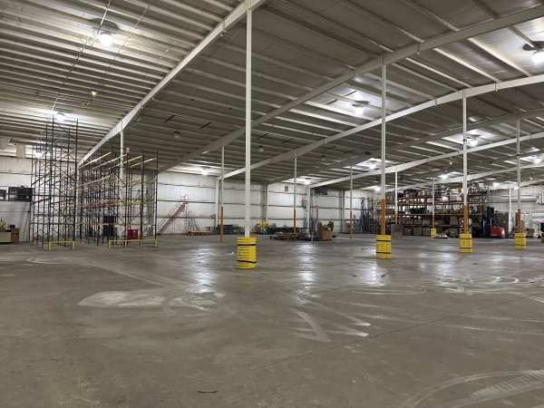 Listing Image #2 - Industrial for lease at 102 N Sundale Rd, Norwich OH 43767