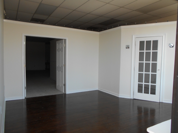 Listing Image #2 - Retail for lease at 153 Boston Post Road #3, Orange CT 06477