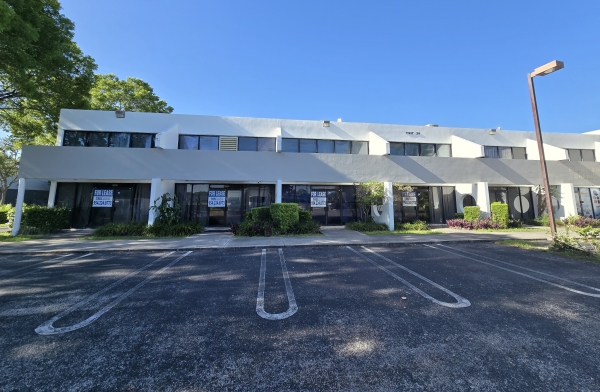 Listing Image #2 - Industrial for lease at 11917-11929 W. Sample Road, Unit 11921, Coral Springs FL 33065
