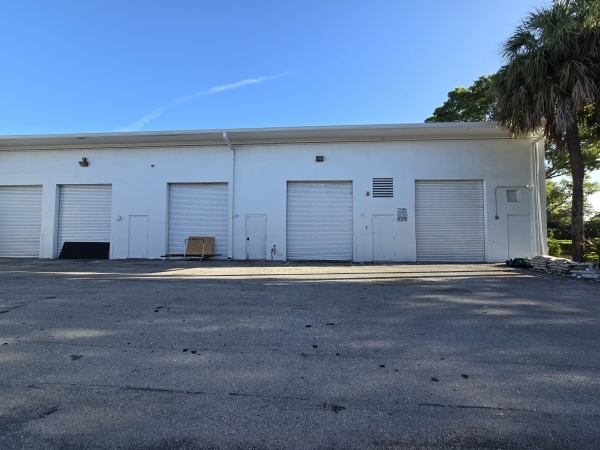 Listing Image #1 - Industrial for lease at 11917-11929 W. Sample Road, Units 11919-11923, Coral Springs FL 33065