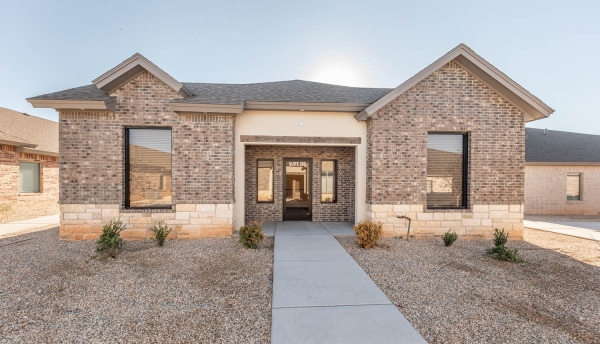 Listing Image #2 - Office for lease at 6402 - 6556 98th, Lubbock TX 79424