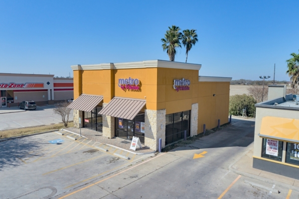 Listing Image #1 - Retail for lease at 1627 S McColl Road, Edinburg TX 78539
