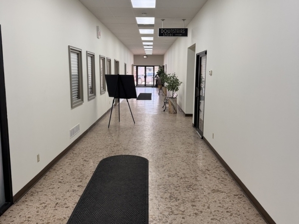 Listing Image #2 - Office for lease at 613 1st St, La Salle IL 61301 Listing Image #2 - Office for lease at 613 1st St, La Salle IL 61301
