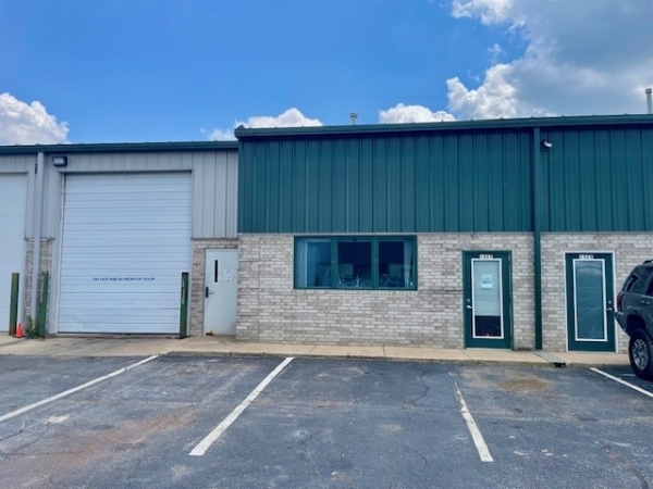 Listing Image #1 - Industrial for lease at 1329 E. Main Street, Griffith IN 46319 Listing Image #1 - Industrial for lease at 1329 E. Main Street, Griffith IN 46319