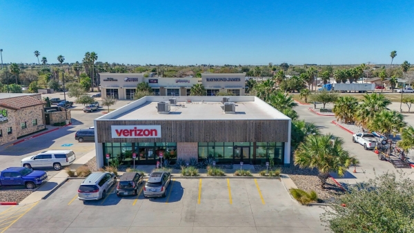 Listing Image #1 - Retail for lease at 3831 frontage road #2, Brownsville TX 78520 Listing Image #1 - Retail for lease at 3831 frontage road #2, Brownsville TX 78520
