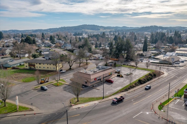 Listing Image #1 - Retail for lease at 244 Main Street, Dallas OR 97338