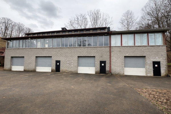 Listing Image #2 - Industrial for lease at 1101 Jefferson Rd, South Charleston WV 25309