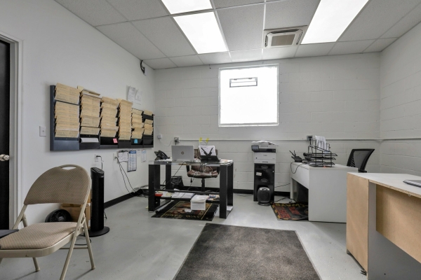 Listing Image #2 - Industrial for lease at 1025 East 5th Avenue, Columbus OH 43201