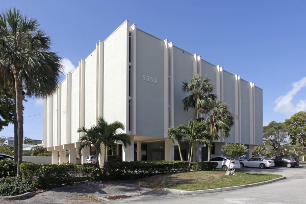 Listing Image #1 - Office for lease at 5353 N Federal Highway, Fort Lauderdale FL 33308